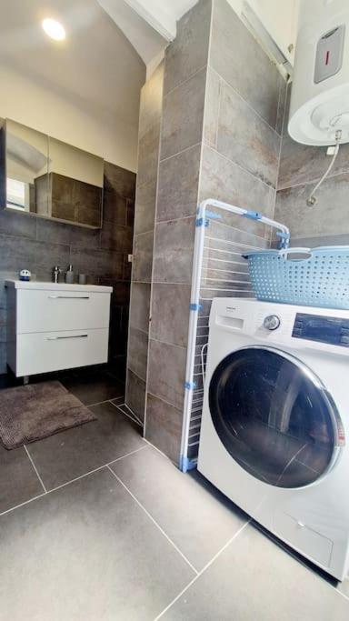 Compass Apartament
